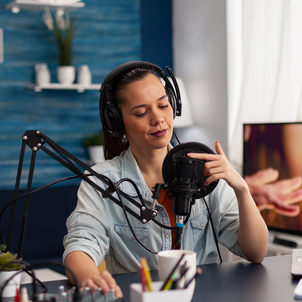 Interpreter doing a sound test
